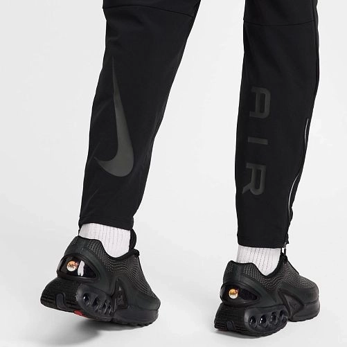 Мужские брюки NIKE M NSW SW AIR RUN PANT HM0189-010 фото 4 — интернет-магазин Tapok