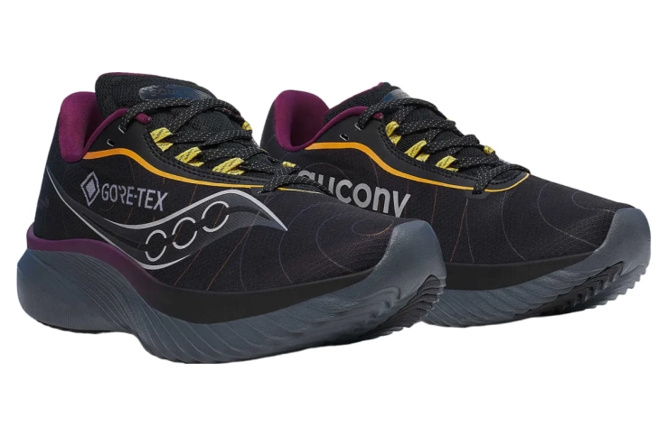 Кроссовки для бега Saucony KINVARA 15 GTX S10969-250 фото 2 — интернет-магазин Tapok