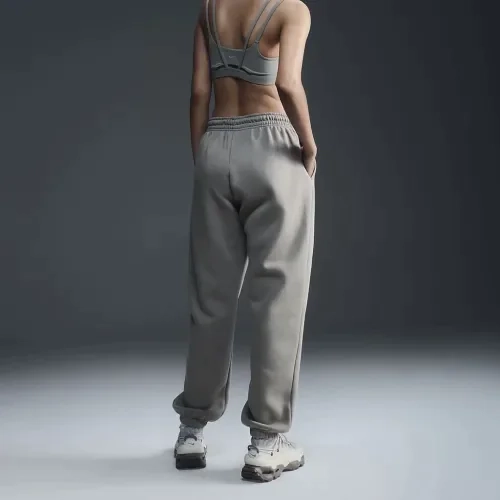 Штани жіночі Nike Phoenix Fleece High-Waisted Oversized Sweatpants Olive FZ5996-320 L FZ5996-320 фото 2 — інтернет-магазин Tapok