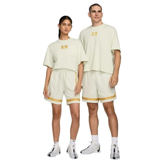 Мужская футболка NIKE W NK TEE SABRINA BOXY FJ2701-020 фото 4 — интернет-магазин Tapok