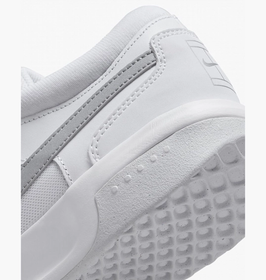 Кросівки жіночі Nike Court Air Zoom Lite 3 White Dv3279-102 фото 9 — інтернет-магазин Tapok