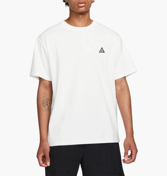 Футболка Nike Acg T-Shirt White DJ3642-121 фото 1 — интернет-магазин Tapok