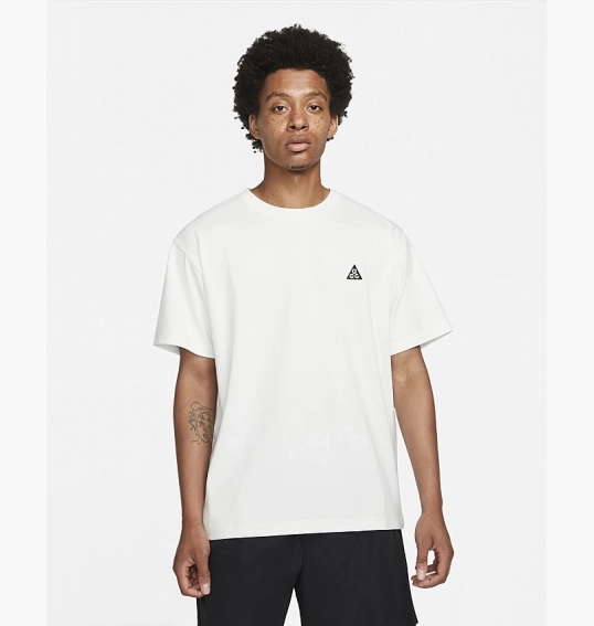 Футболка Nike Acg T-Shirt White DJ3642-121 фото 2 — интернет-магазин Tapok