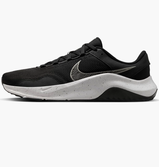 Кроссовки Nike Legend Essential 3 Next Nature Black DM1120-011 фото 1 — интернет-магазин Tapok