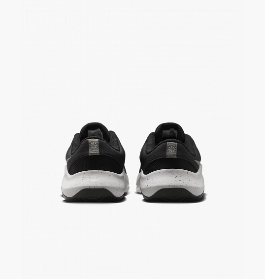 Кроссовки Nike Legend Essential 3 Next Nature Black DM1120-011 фото 7 — интернет-магазин Tapok