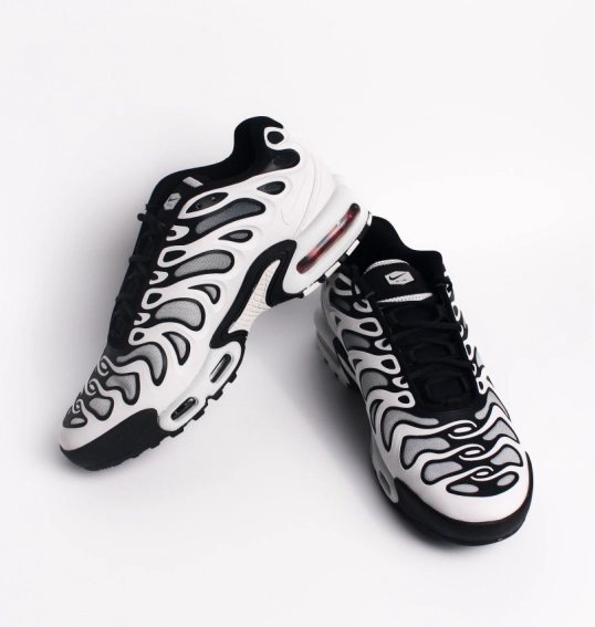 Кросівки чоловічі Nike Air Max Plus Drift White/Grey FD4290-101 фото 17 — інтернет-магазин Tapok