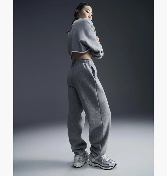Штани жіночі Nike Sportswear Phoenix Fleece Grey FZ5996-063 фото 4 — інтернет-магазин Tapok