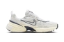 Кроссовки Nike V2K Run White FD0736-102 Фото 3