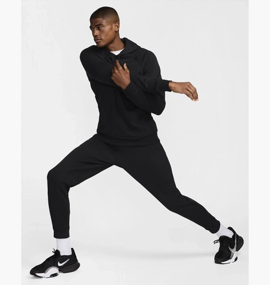 Брюки Nike Primary Dri-Fit Uv Versatile Joggers Black FZ0975-010 фото 9 — интернет-магазин Tapok