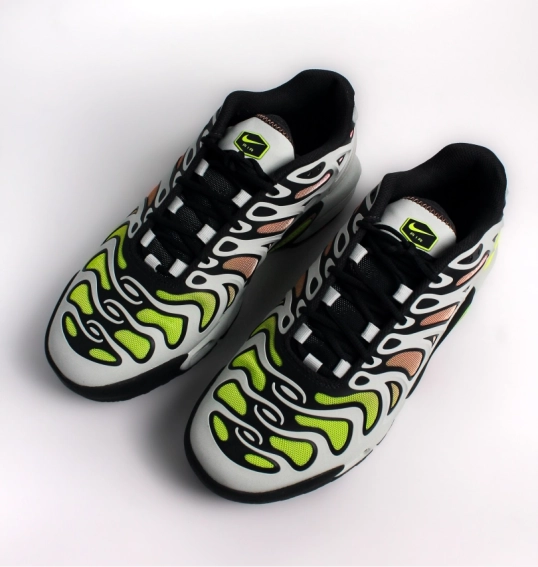 Кроссовки Nike Air Max Plus Drift White FD4290-009 фото 13 — интернет-магазин Tapok