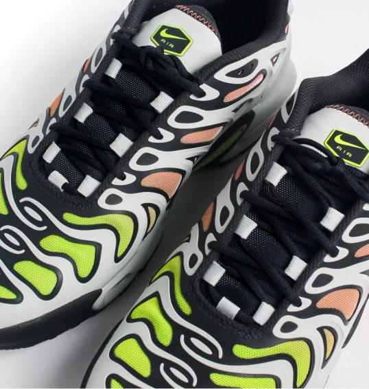Кроссовки Nike Air Max Plus Drift White FD4290-009 фото 14 — интернет-магазин Tapok