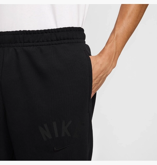 Штани чоловічі Air Jordan Swoosh Dri-Fit Fleece Black FV9946-010 фото 4 — інтернет-магазин Tapok