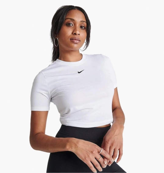 Мужская футболка NIKE W NSW ESSNTL SLM CRP FB2873-100 фото 1 — интернет-магазин Tapok