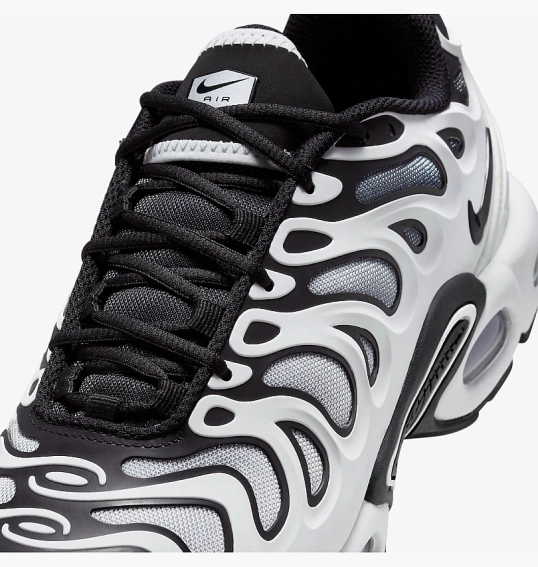 Кросівки Nike Air Max Plus Drift White/Black FV4081-102 фото 7 — інтернет-магазин Tapok