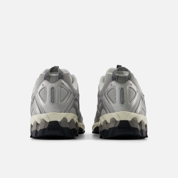 Кроссовки New Balance 610 Metallic ML610TAU 36 ML610TAU фото 5 — интернет-магазин Tapok