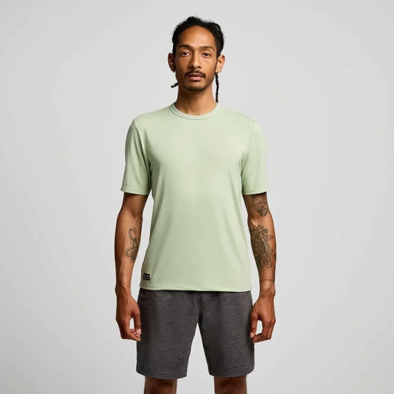 Футболка Saucony TRIUMPH SHORT SLEEVE SAM800367-SE фото 1 — интернет-магазин Tapok