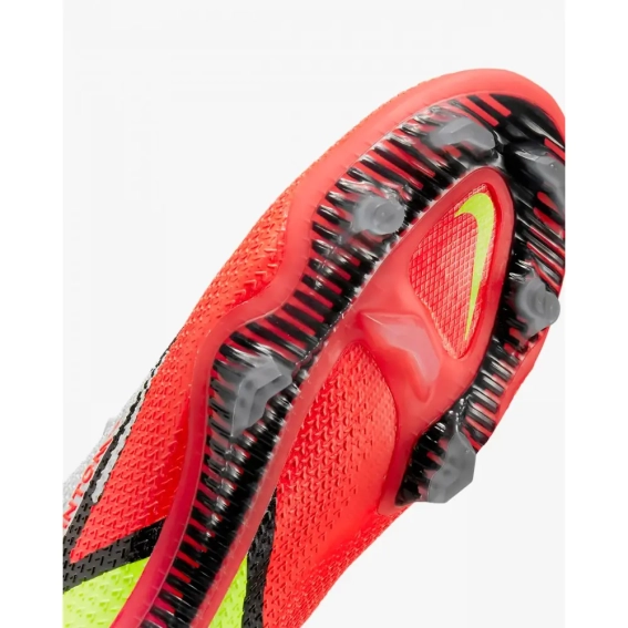 Бутси пластик Nike PHANTOM GT2 ELITE FG CZ9890-167 фото 4 — інтернет-магазин Tapok