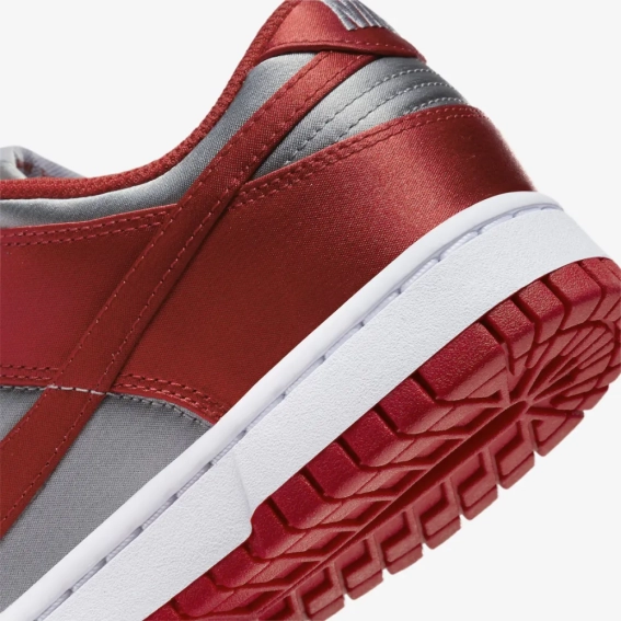 Кроссовки Nike W DU LOW ESS SR DX5931-001 фото 4 — интернет-магазин Tapok