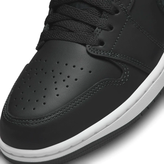 Кросівки Jordan 1 Low SE Black Elephant FB9907-001 фото 3 — інтернет-магазин Tapok