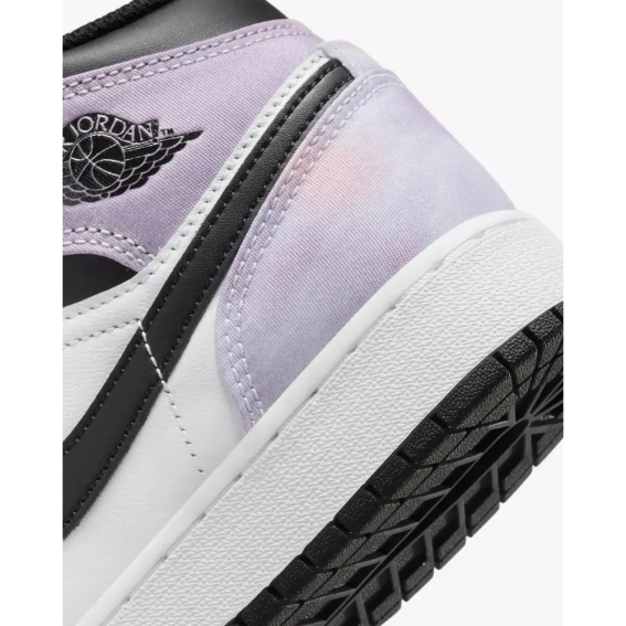 Кроссовки Jordan 1 Mid SE Zen Master (GS) DM6216-001 фото 4 — интернет-магазин Tapok