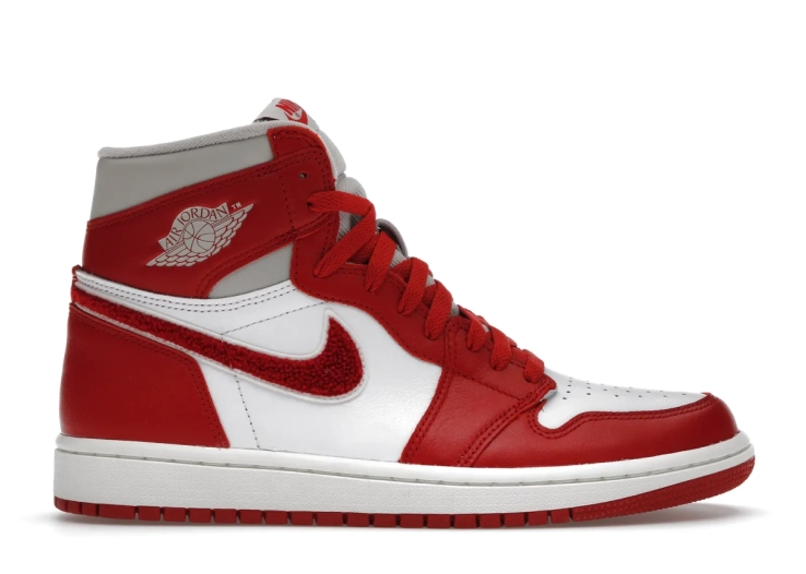 Кросівки Jordan 1 Retro High OG Varsity Red (W) DJ4891-061 фото 1 — інтернет-магазин Tapok