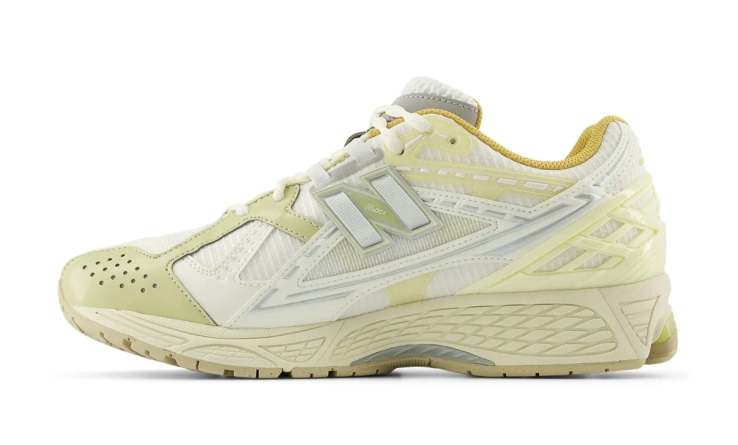 Кроссовки New Balance 1906R Lunar New Year White M1906NLY фото 3 — интернет-магазин Tapok