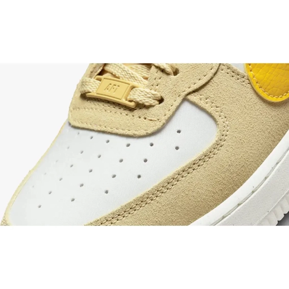 Кроссовки Nike Air Force 1 High SE Sesame Sail Off Noir (W) DO9460-200 фото 5 — интернет-магазин Tapok