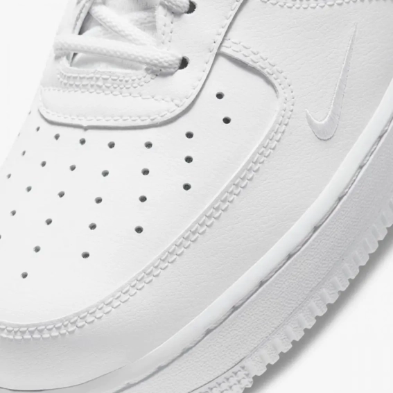 Кроссовки NIKE AIR FORCE 1 LV8 CW7577-100 фото 6 — интернет-магазин Tapok