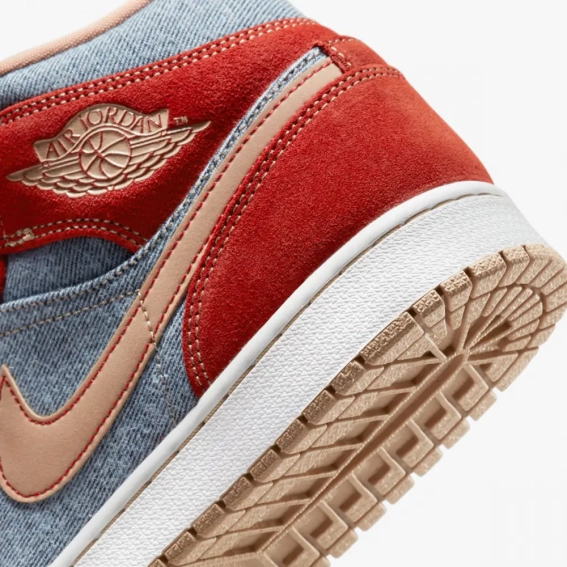 Кросівки Nike Air Jordan 1 Mid Denim Red DM4352-600 фото 4 — інтернет-магазин Tapok
