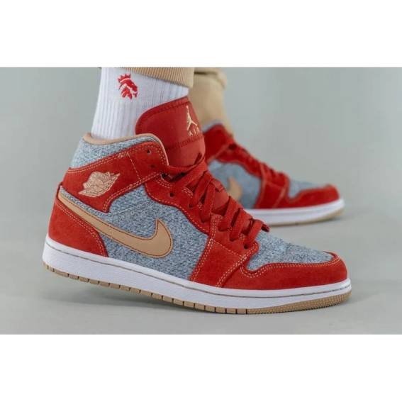 Кросівки Nike Air Jordan 1 Mid Denim Red DM4352-600 фото 7 — інтернет-магазин Tapok
