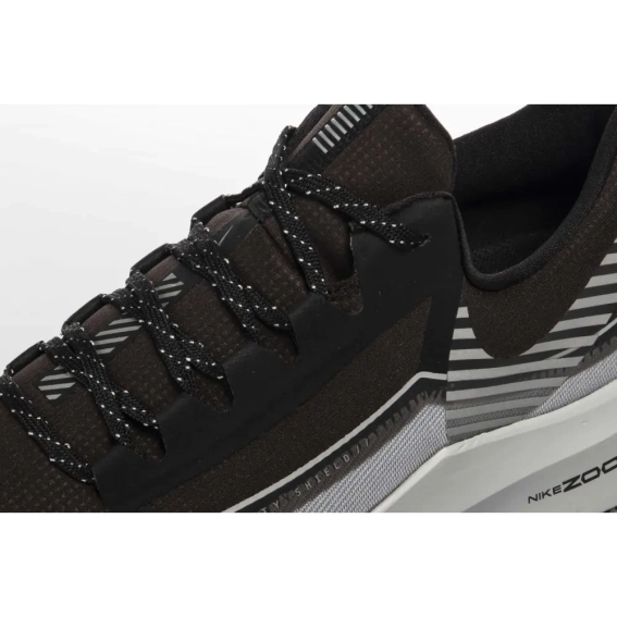 Кросівки Nike Air Zoom Winflo 6 BQ3190-001 фото 4 — інтернет-магазин Tapok