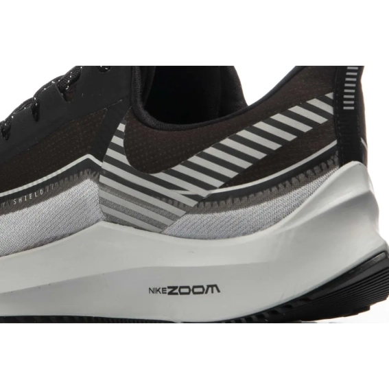 Кросівки Nike Air Zoom Winflo 6 BQ3190-001 фото 6 — інтернет-магазин Tapok