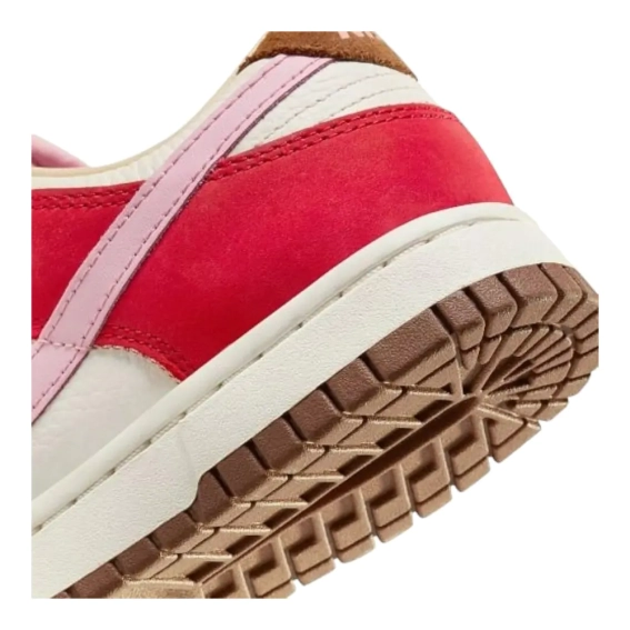 Кроссовки Nike Dunk Low PRM Bacon (W) FB7910-600 фото 2 — интернет-магазин Tapok