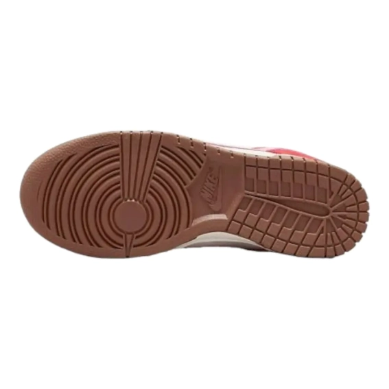 Кроссовки Nike Dunk Low PRM Bacon (W) FB7910-600 фото 6 — интернет-магазин Tapok