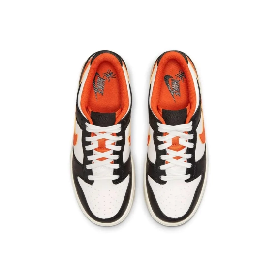 Кроссовки Nike Dunk Low PRM Halloween (2021) (GS) DO3806-100 фото 4 — интернет-магазин Tapok