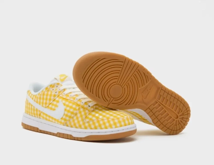 Кросівки Nike Dunk Low Yellow Gingham (W) DZ2777-700 фото 4 — інтернет-магазин Tapok
