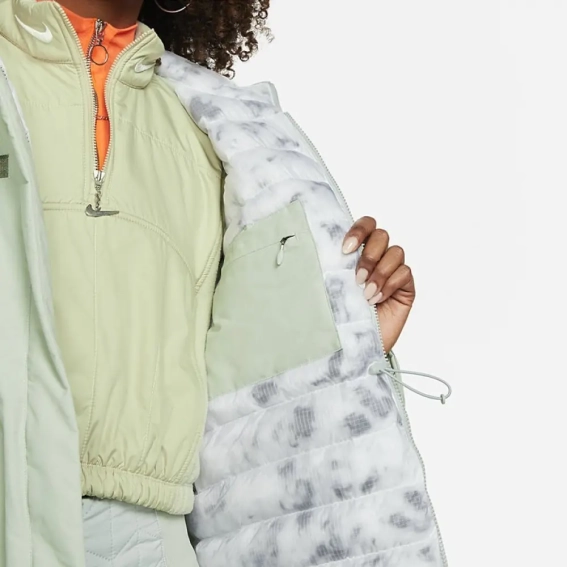 Куртка Nike Sportswear Therma-FIT Repel Parka Thermore Women Jacket DD4650-013 фото 4 — интернет-магазин Tapok