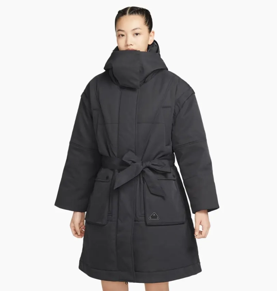 Куртка Nike Women's Jordan 23 Engineered Parka Oversized Fit DQ9804-010 фото 1 — інтернет-магазин Tapok