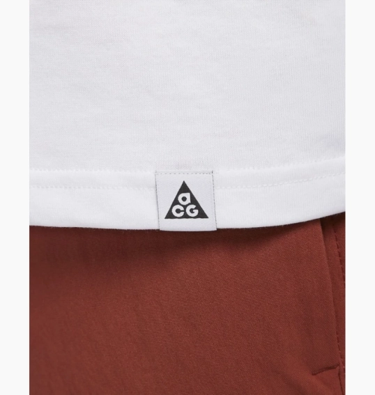 Лонгслив Nike Nrg Acg Long Sleeve Outdoor T-Shirt White DX9450-100 фото 4 — интернет-магазин Tapok