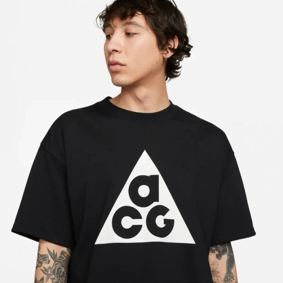 Футболка Nike ACG Big Logo Tee Black DJ3644-010 фото 3 — інтернет-магазин Tapok