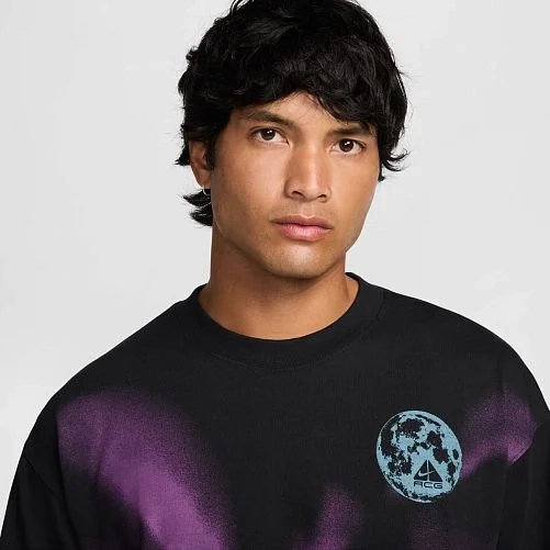 Футболка Nike Acg Northern Lights Tee Black FZ5279-010 фото 3 — интернет-магазин Tapok