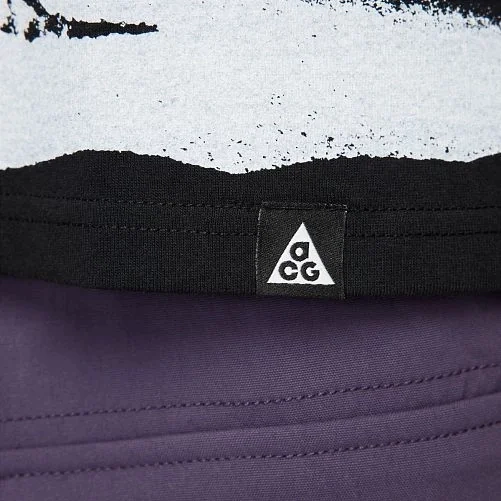 Футболка Nike Acg Northern Lights Tee Black FZ5279-010 фото 4 — интернет-магазин Tapok