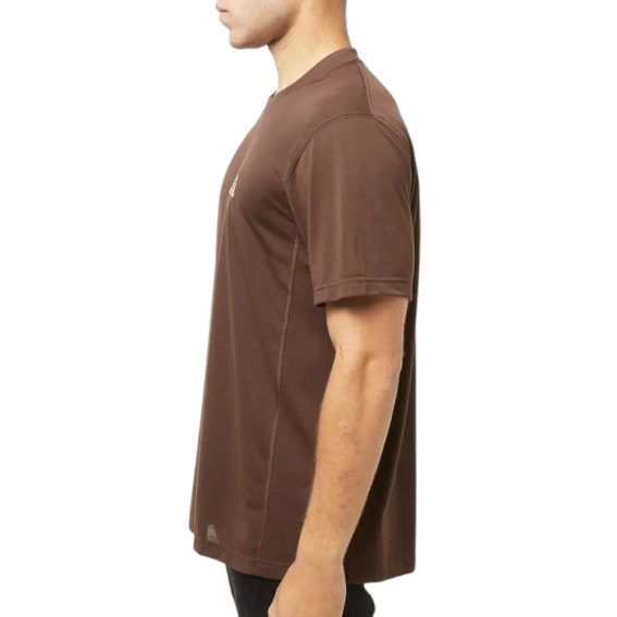 Футболка Nike Dri-FIT ADV ACG Goat Rocks T-Shirt DX7882-227 фото 6 — интернет-магазин Tapok