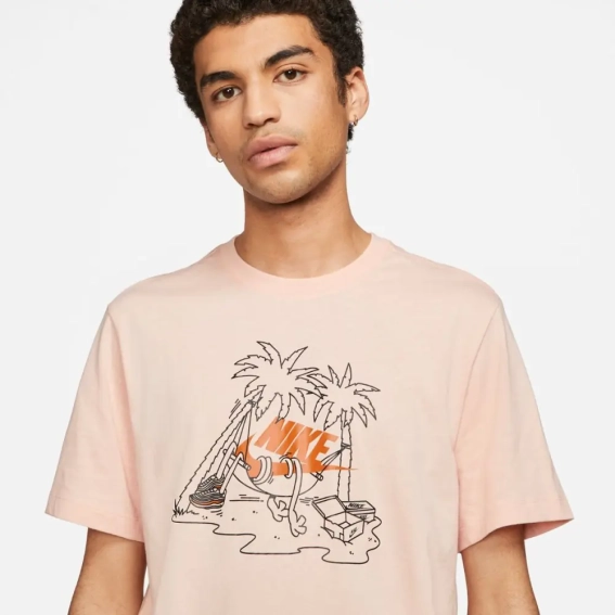 Футболка Nike M NSW TEE FUTURA TREE DD1258-800 фото 3 — інтернет-магазин Tapok