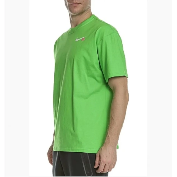 Футболка Nike Men's SB Dragon T-Shirt DC7815-304 фото 2 — інтернет-магазин Tapok