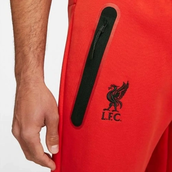 Брюки Nike Liverpool FC Tech Fleece Pant DD9725-612 фото 3 — интернет-магазин Tapok