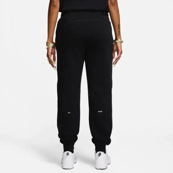Брюки Nike X Drake Nocta Nrg Fleece Pants Black FN7661-010 фото 3 — интернет-магазин Tapok