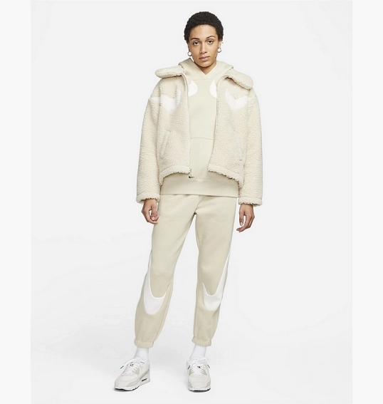 Куртка Nike Sportswear Swoosh Beige DD5620-206 фото 6 — інтернет-магазин Tapok