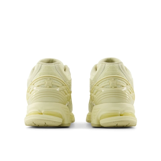 Кроссовки New Balance 1906U Butter Yellow M1906NK фото 6 — интернет-магазин Tapok