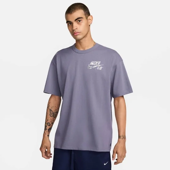 Футболка Nike SB Yuto T-shirt Violet FQ3721-003 фото 1 — інтернет-магазин Tapok